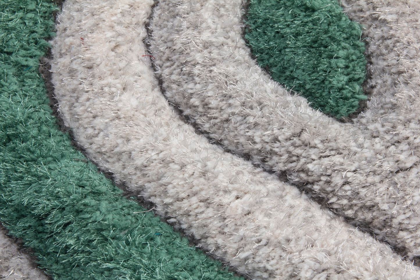 Lush Teardrop Rug Green