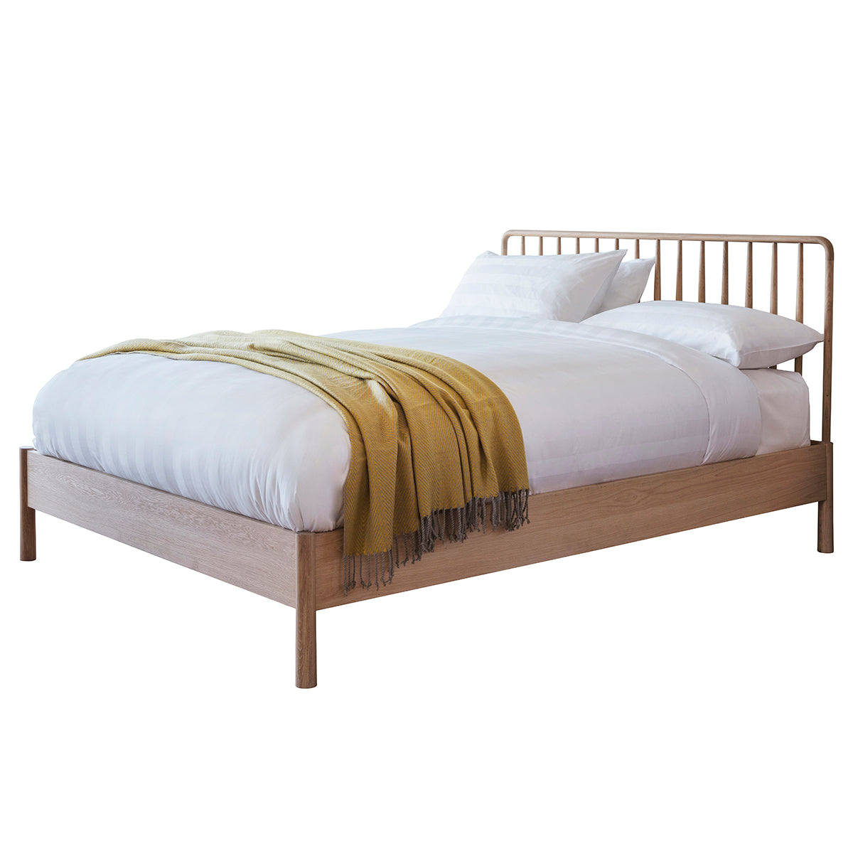 Chesham 4'6" Spindle Bed