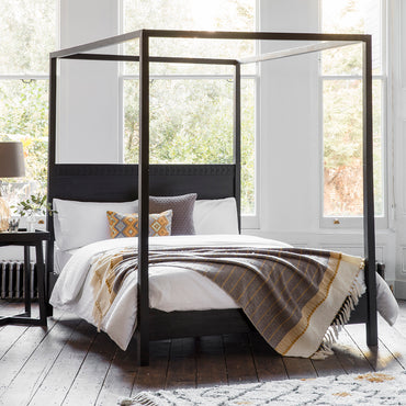 Soho Boutique Poster Bed