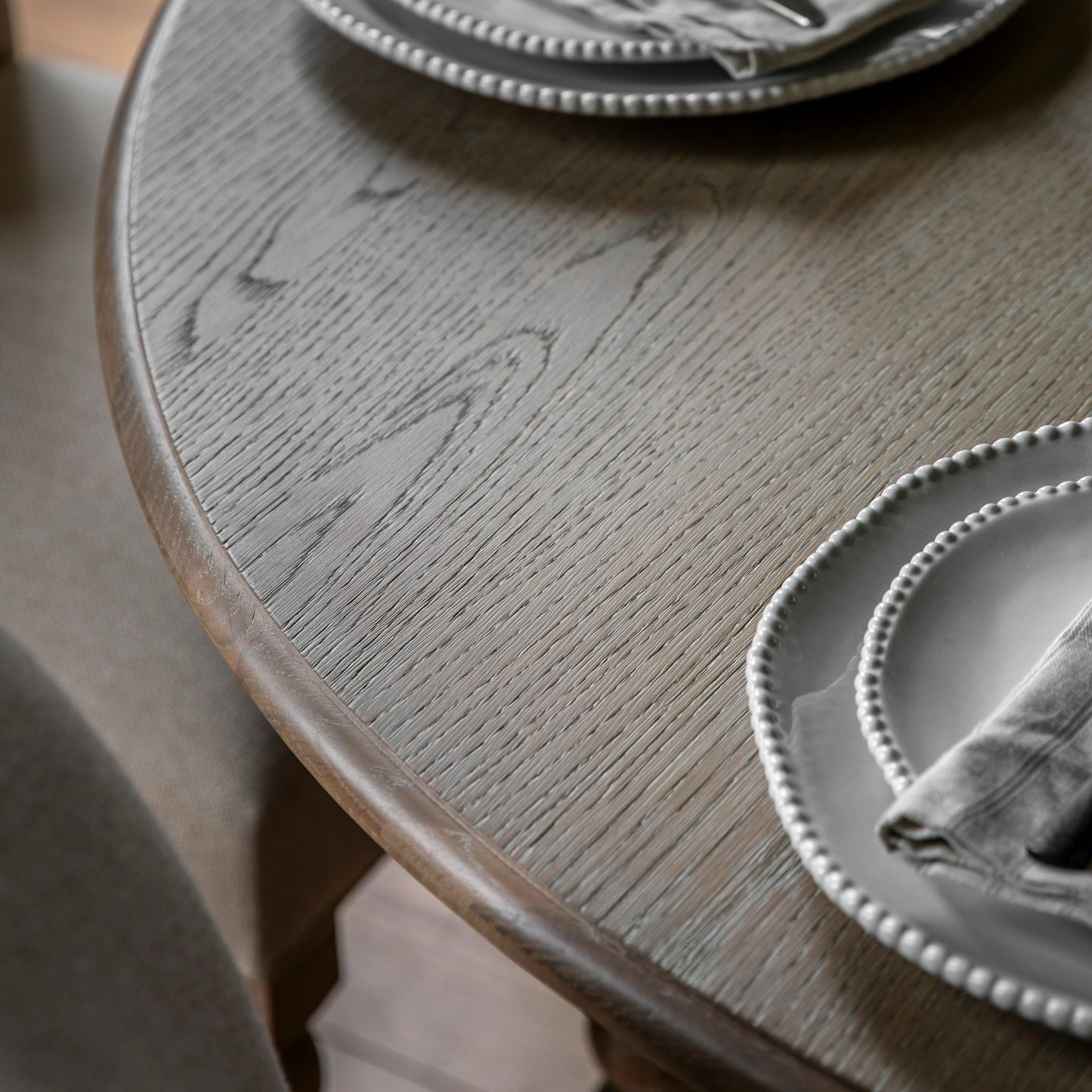 Ariano Round Extending Dining Table 1200/1600