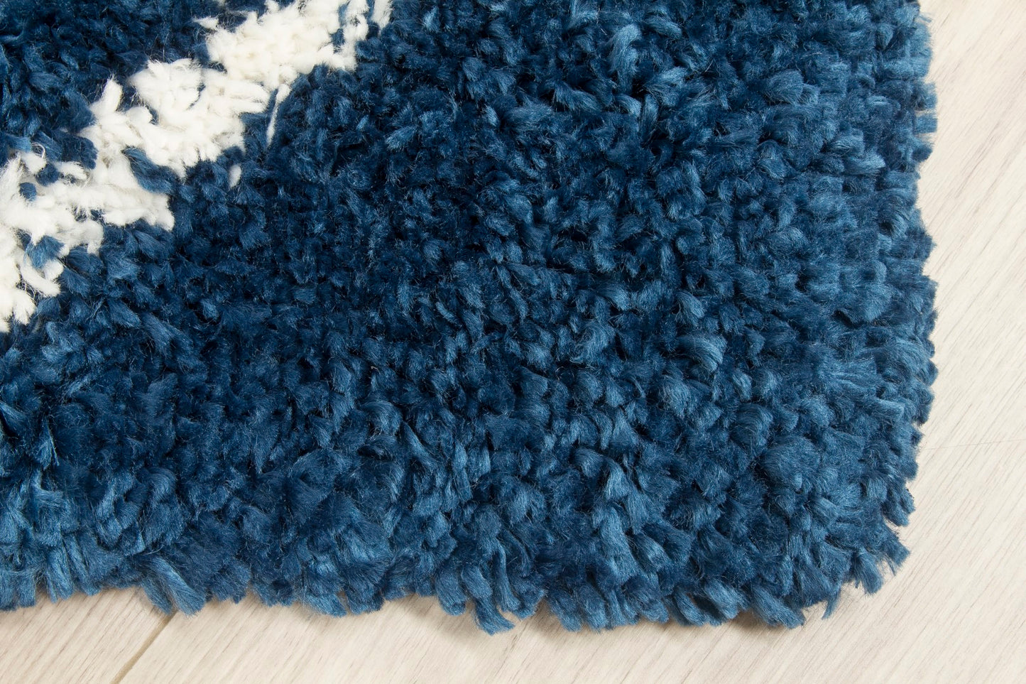 Fantasia Trellis Rug Blue/ White