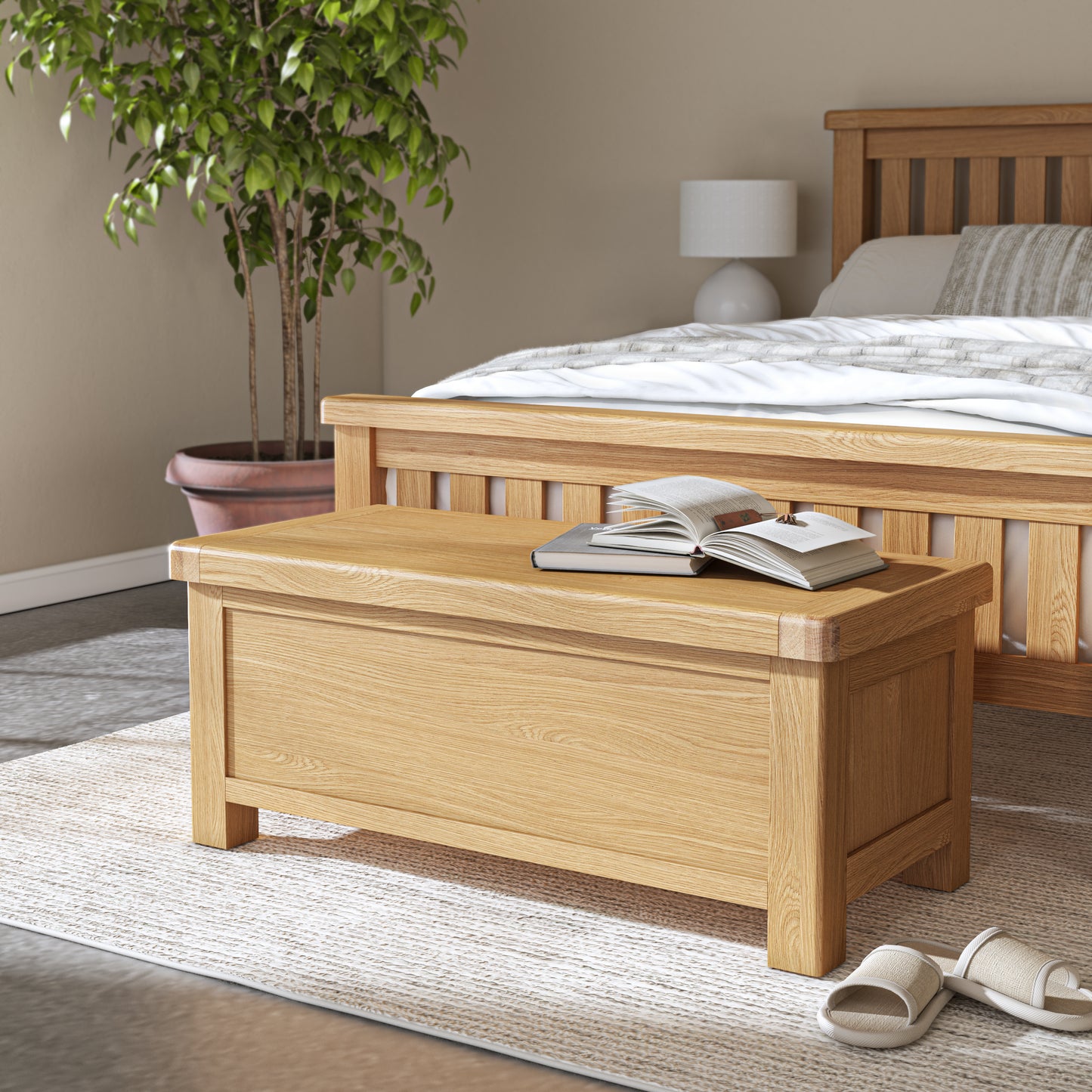 Newport Blanket Box