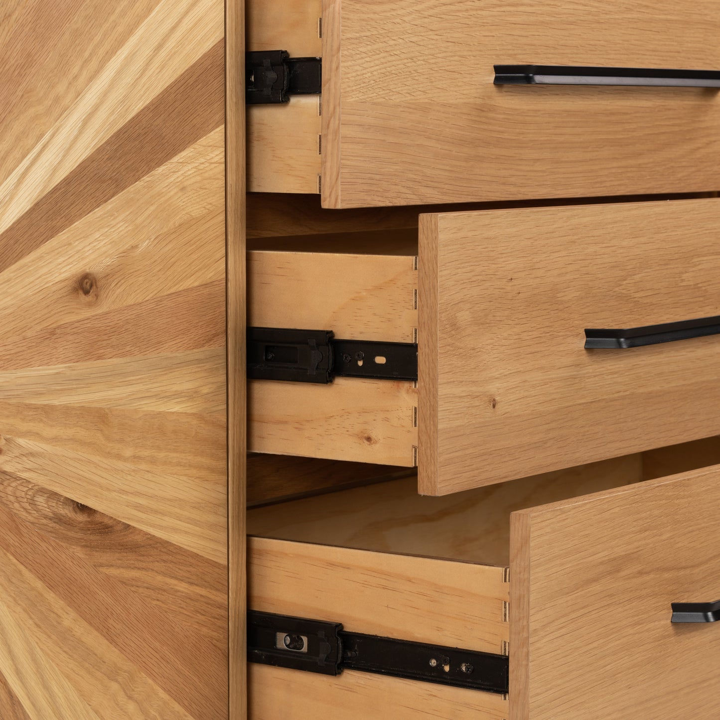 Vena Sideboard