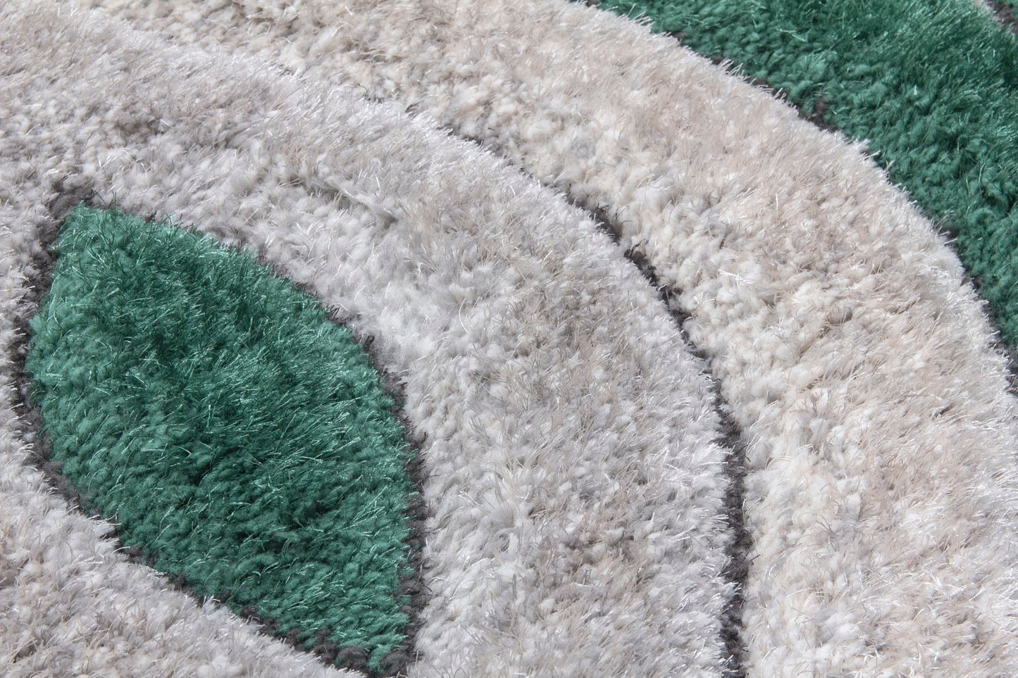 Lush Teardrop Rug Green