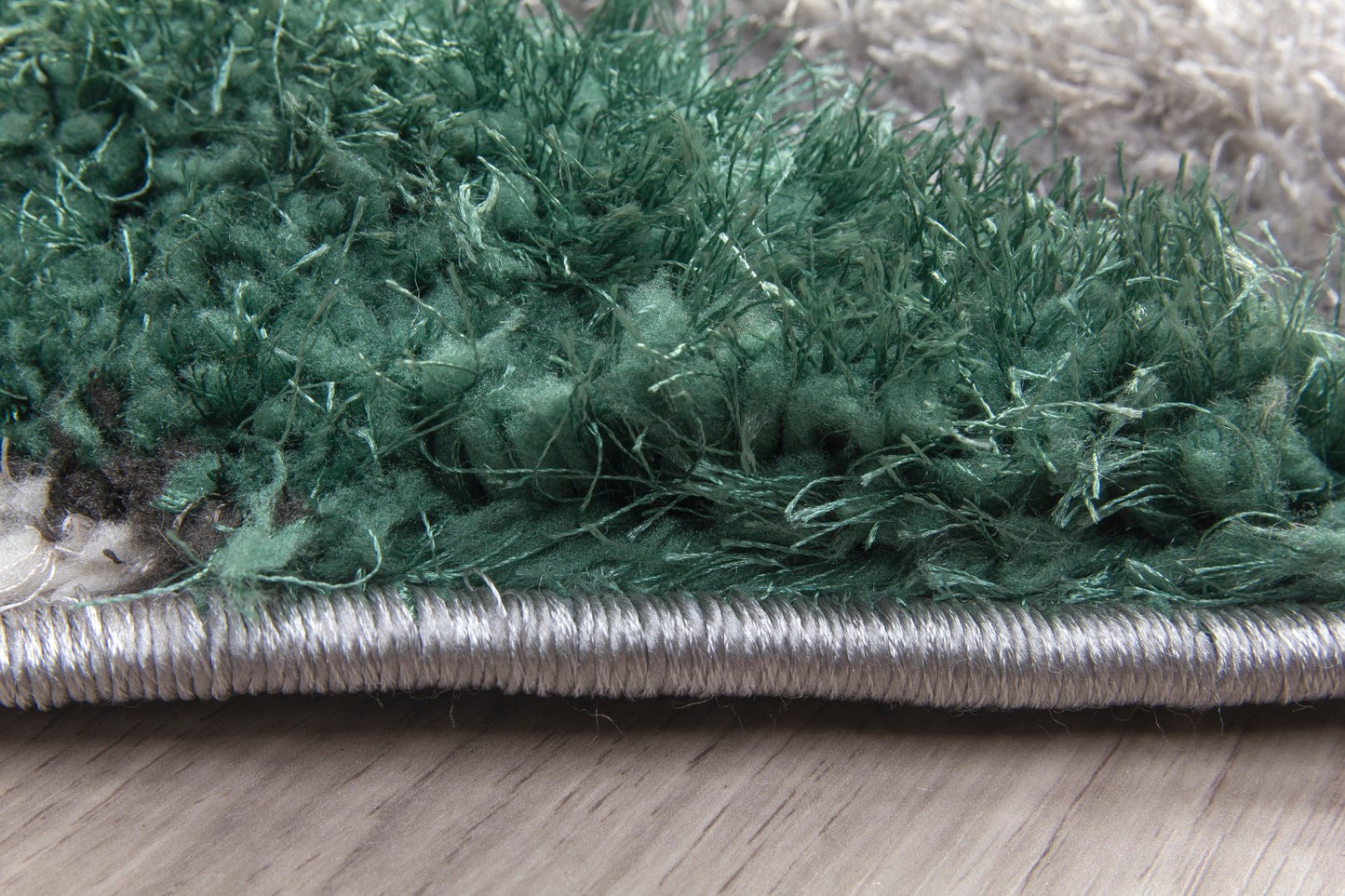 Lush Teardrop Rug Green
