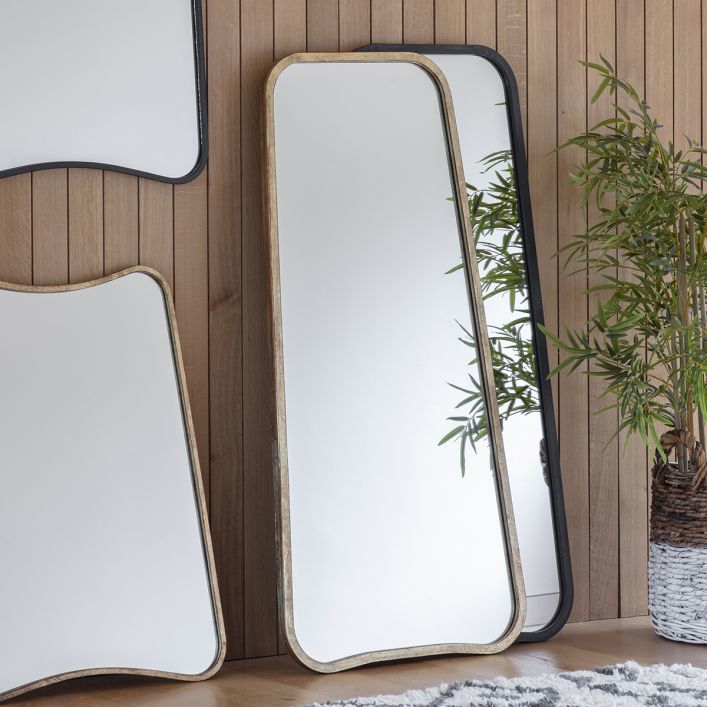 Curve Leaner Black 565x1230mm