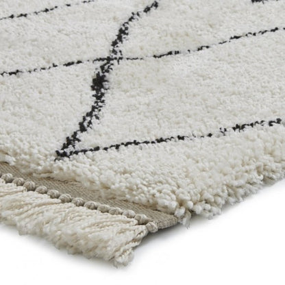 Boohoo 8280 Rug White/Black