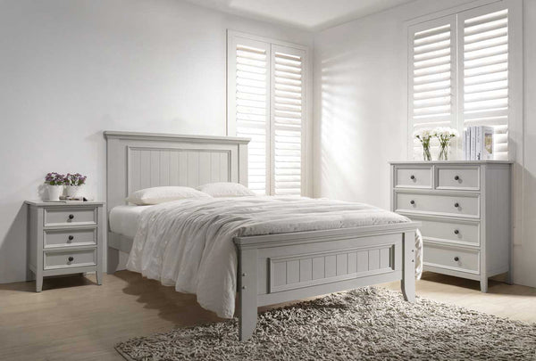 Milly Panelled Bed 4'6 - Clay